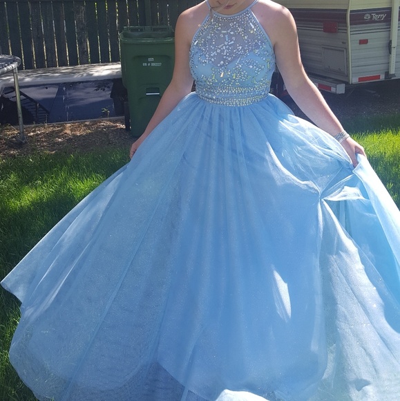 Prom Dress - Picture 2 of 3